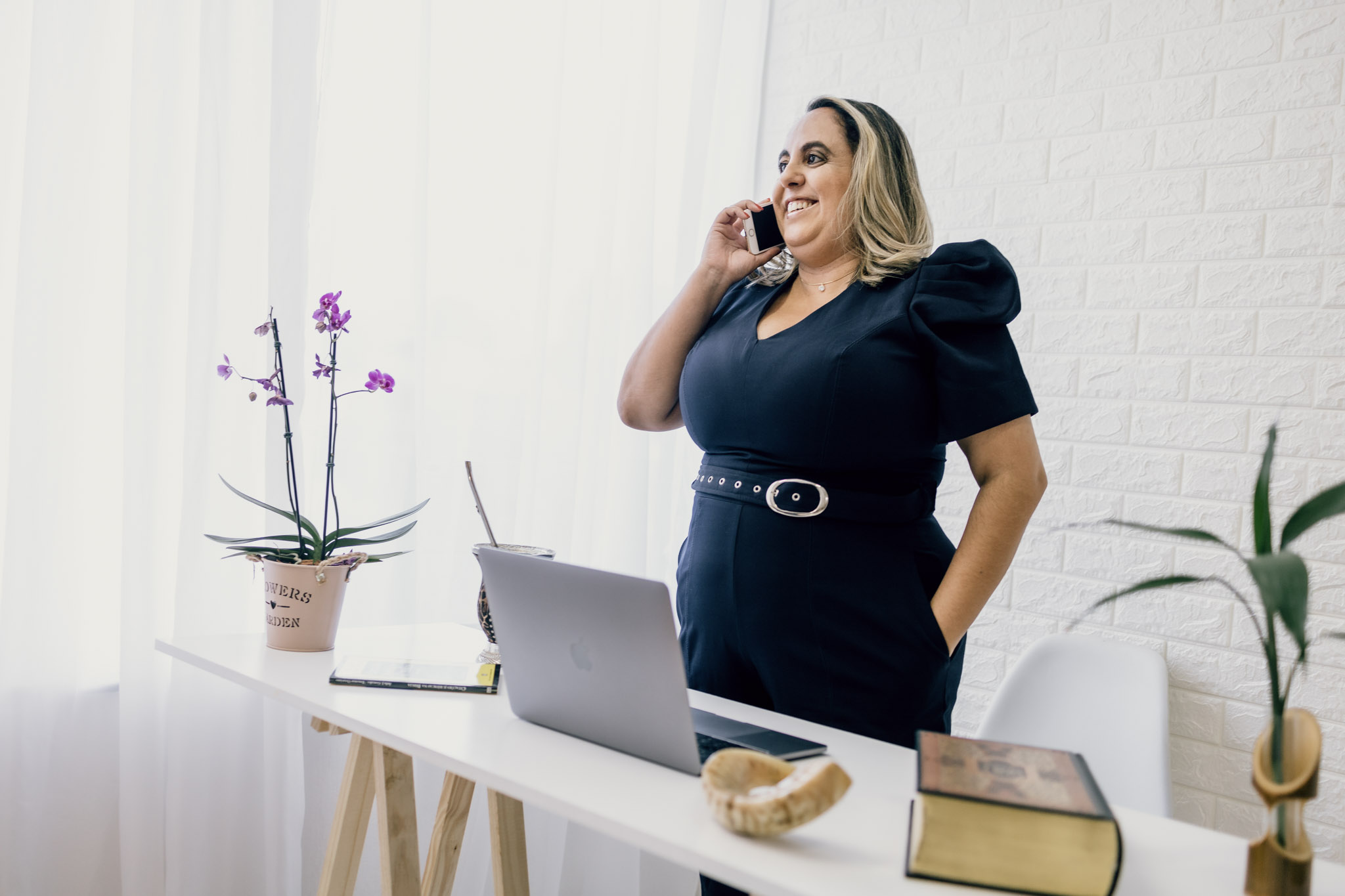 Dra. Fernanda Salcador assessoria Jurídica